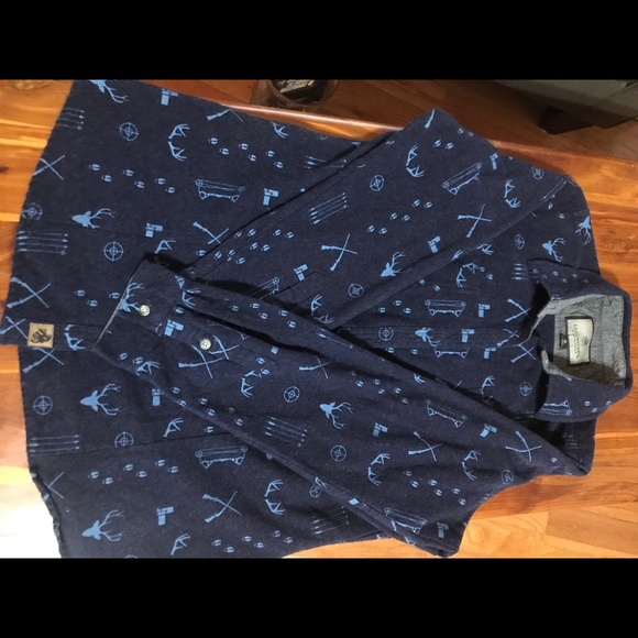 Legendary Whitetails flannel - Picture 3 of 8